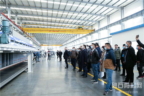 高效節能砂石環保技術及應用研討會嘉賓參觀景津環保工廠